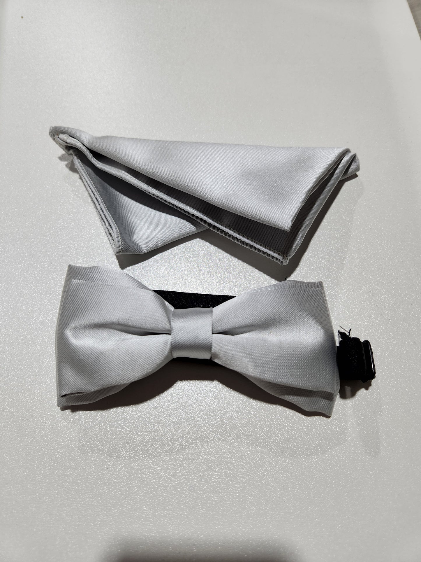 Bow tie with square(ਬੋ - ਟਾਈ)